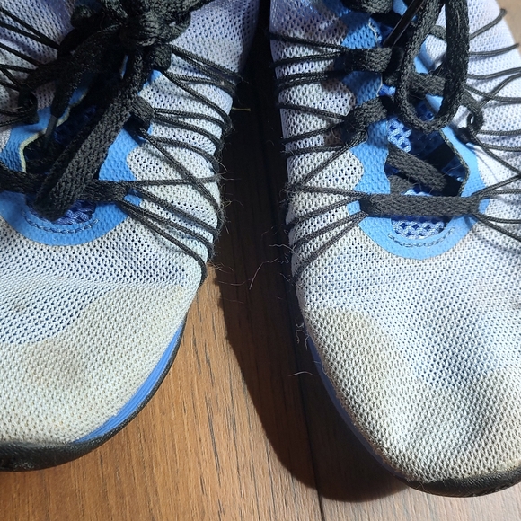 BOGO Nike running shoes - Picture 6 of 7